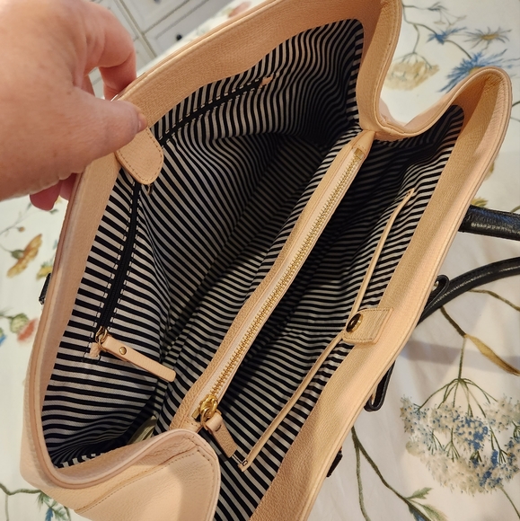 Kate Spade Pink Leather Bag - Picture 3 of 7